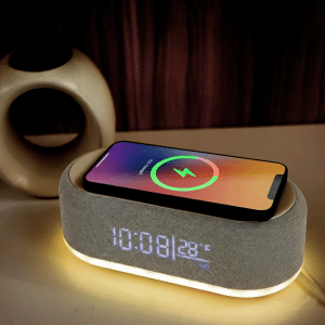 Reloj Digital con Cargador Inalámbrico 15W y Luz Veladora