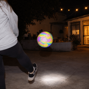Pelota Fútbol Reflectiva Luminosa Nº5 con Brillo Multicolor
